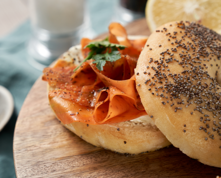 Veganistische zalm gemaakt van wortels – plantaardig, aromatisch en verrassend lekker