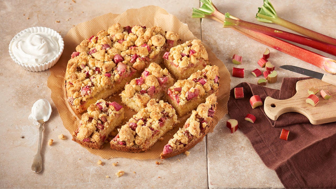 Rabarbertaart met kruimels – fruitig, knapperig en onweerstaanbaar