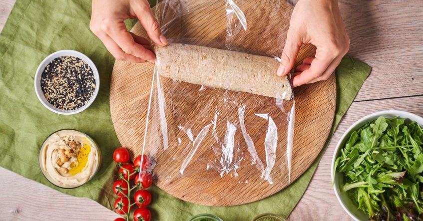 Zomerse wraps met prosciutto of vegan met zoete aardappel & hummus