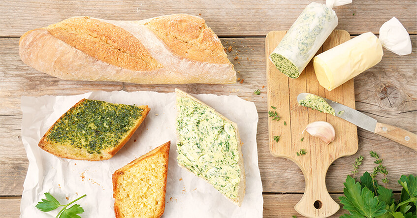 Knoflookbrood van oud brood – knapperig, aromatisch en duurzaam