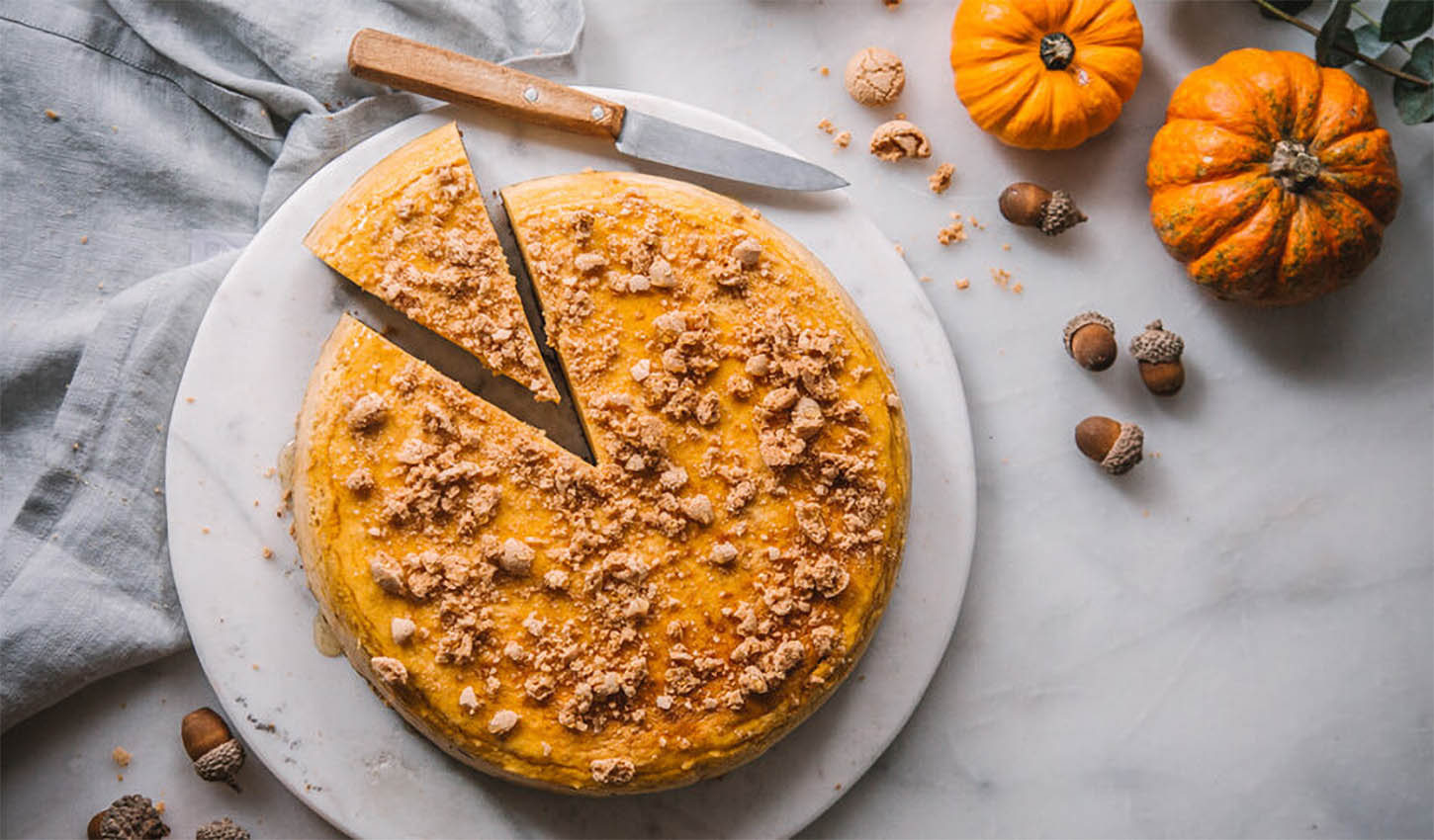 Herfstcheesecake met pompoen - zo maak je hem met een waterbad