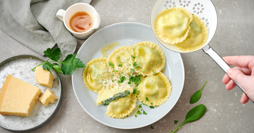 Maak je eigen ravioli met spinazie en ricotta: eenvoudig recept